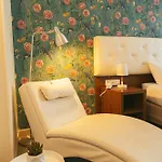 Hotel Holidays & Work Sanary-sur-Mer
