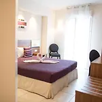 Hotel Holidays & Work Sanary-sur-Mer