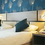 Holidays & Work Hotel