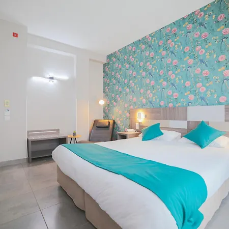 Holidays & Work Hotel 3* Sanary-sur-Mer