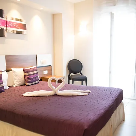 Holidays & Work 3* ساناري سور مير