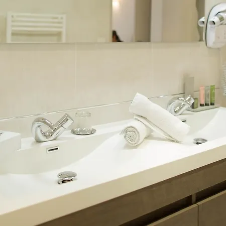 Holidays & Work Hotel Hotel Sanary-sur-Mer