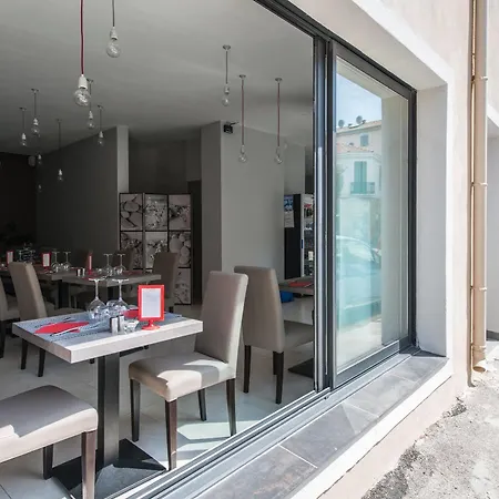 Holidays & Work Hotel Hotel 3*