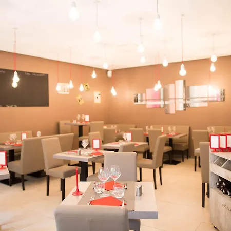 Hotel Holidays & Work Hotel Sanary-sur-Mer