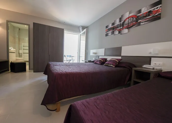 Holidays & Work Hotel Sanary-sur-Mer