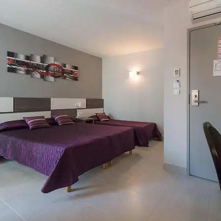 Hotel Holidays & Work Sanary-sur-Mer