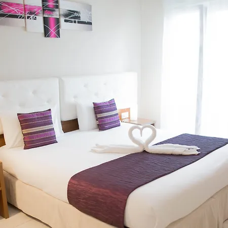 Holidays & Work Hotel