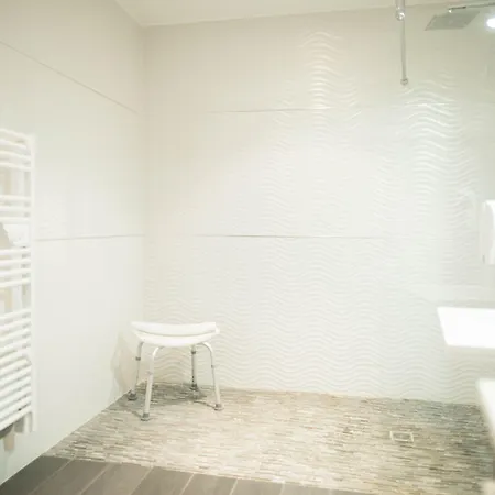 Holidays & Work Санари-сюр-Мер