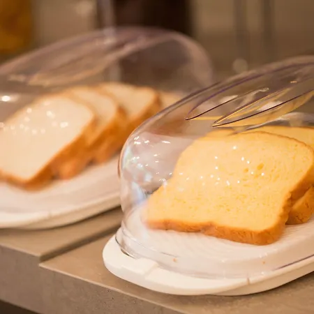 Holidays & Work 3* Санари-сюр-Мер