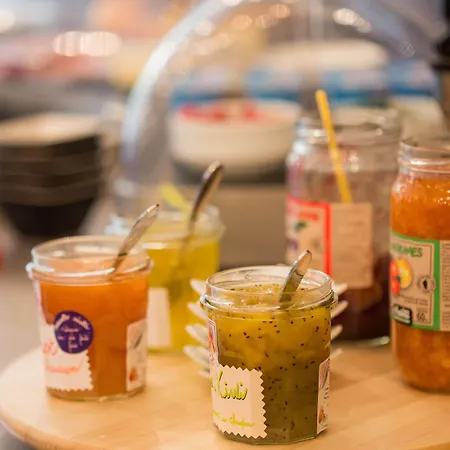 Holidays & Work Санари-сюр-Мер