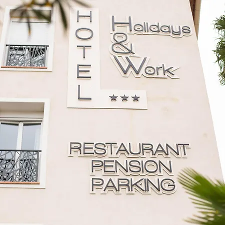 Holidays & Work 3*