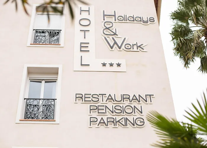 Holidays & Work 3*